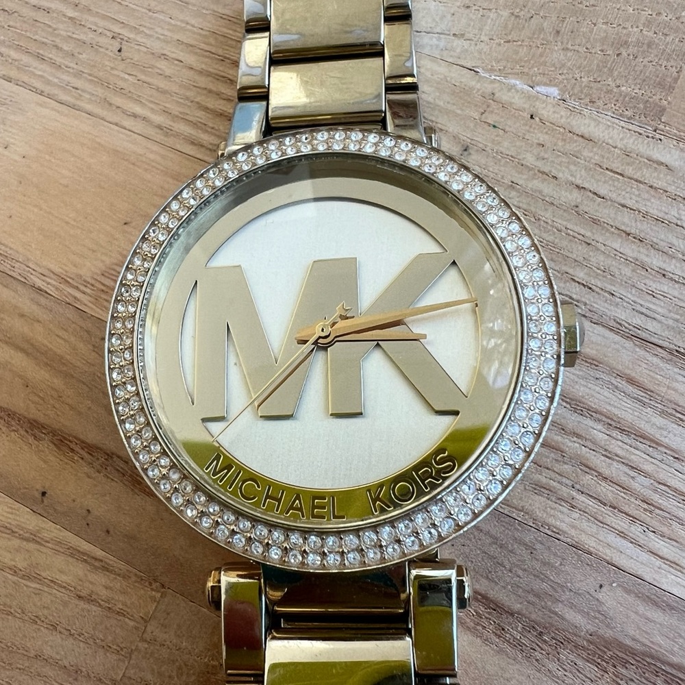 Michael Kors Parker ladies gold tone watch NEW BATTERY
